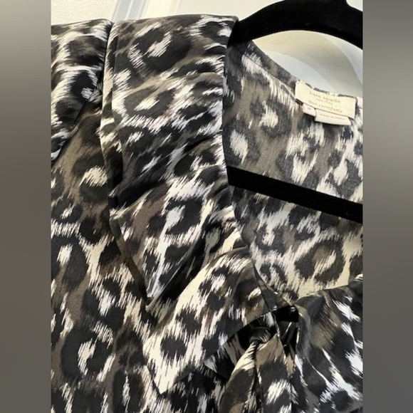 Kate Spade Silk Leopard print blouse - Picture 2 of 3